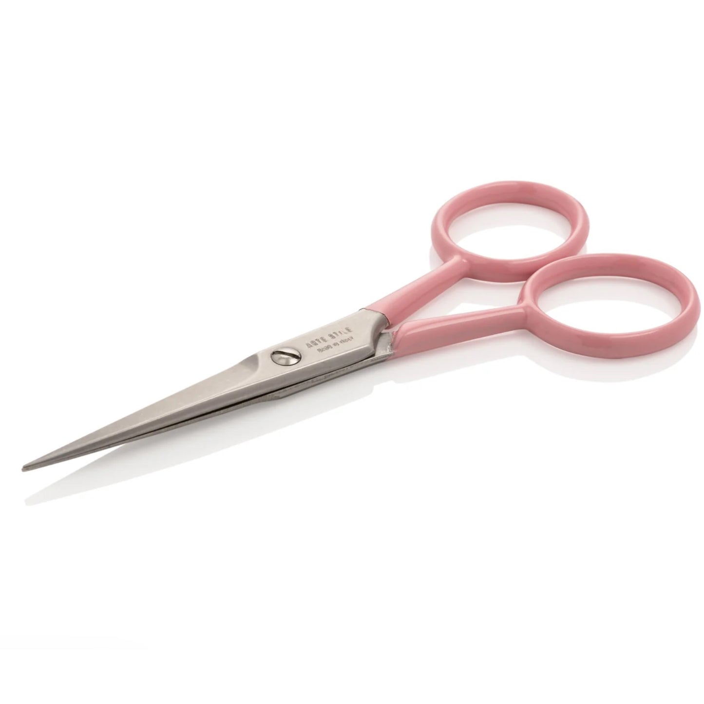 artestile brow scissors